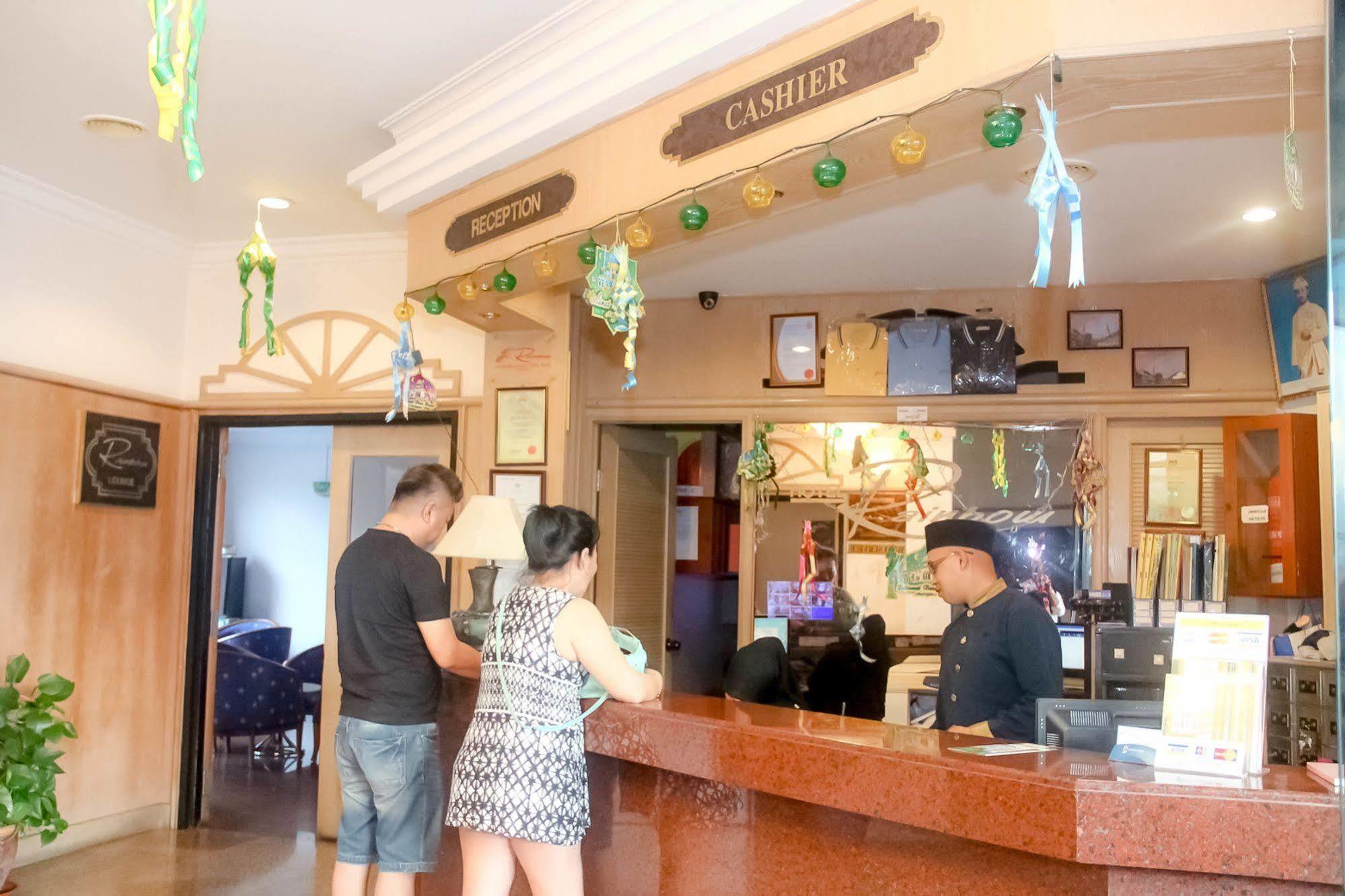 Hotel Rainbow Cameron Highlands Exterior photo